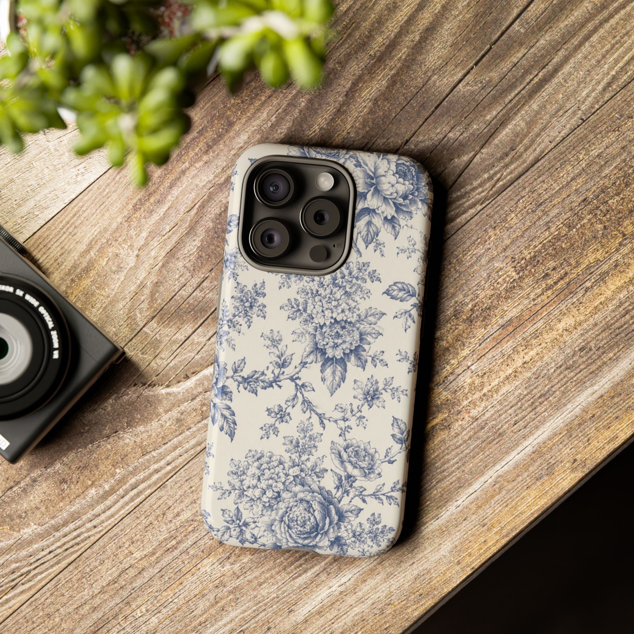 Le Jardin Fleuri Phone Case
