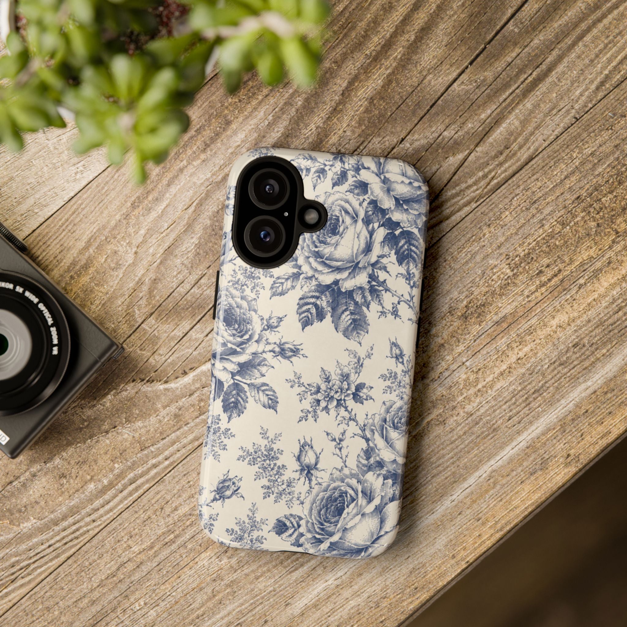 La Roseraie Phone Case