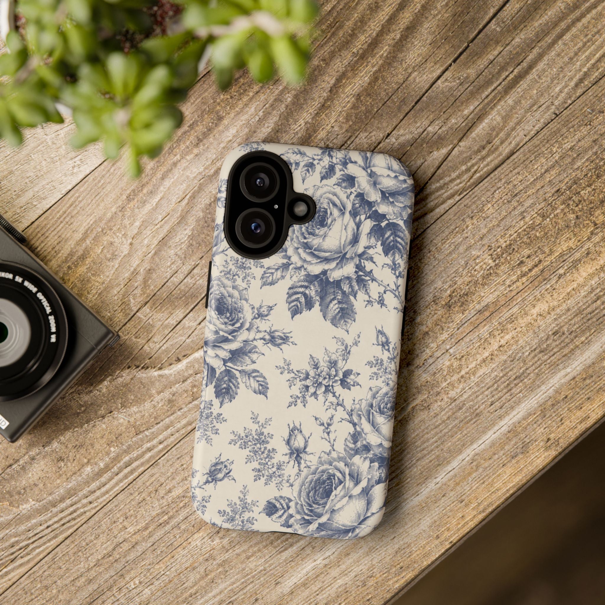 La Roseraie Phone Case