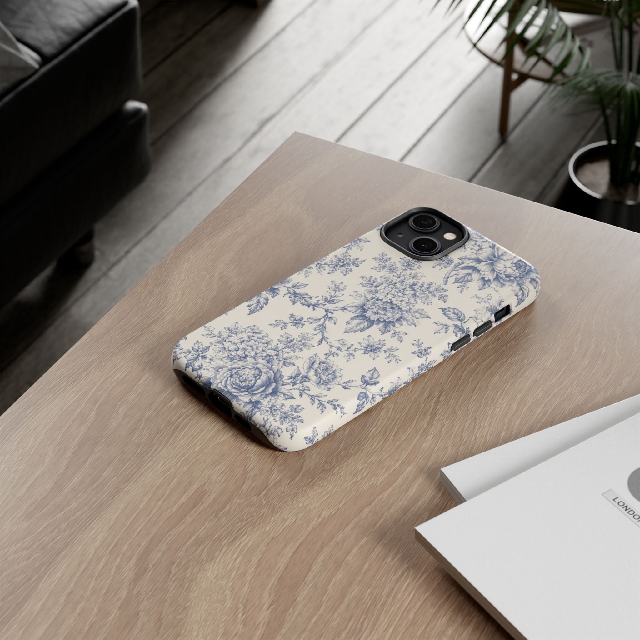 Le Jardin Fleuri Phone Case